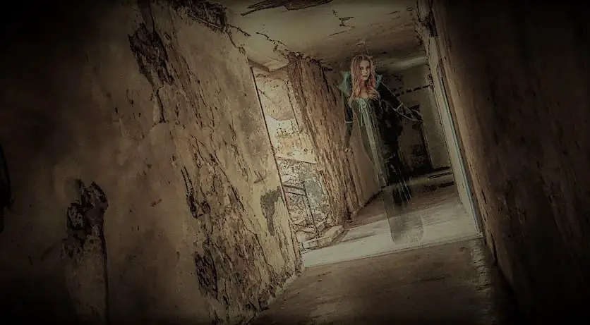 phantom girl in hallway